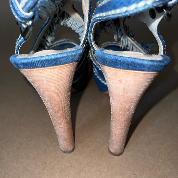 PRADA Denim fringe platform heels. - Picture 5 of 6
